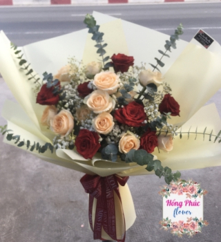 BÓ HỒNG TRỨNG VÀ ĐỎ ECUADOR TO ĐẸP RẺ Ở BÌNH DƯƠNG 