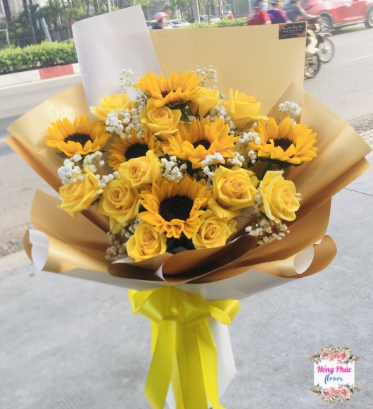 TÔNG VÀNG RỰC RỠ SANG TRỌNG CÙNG HƯỚNG DƯƠNG VÀ HỒNG VÀNG Ở TÂN UYÊN, Bình Dương 