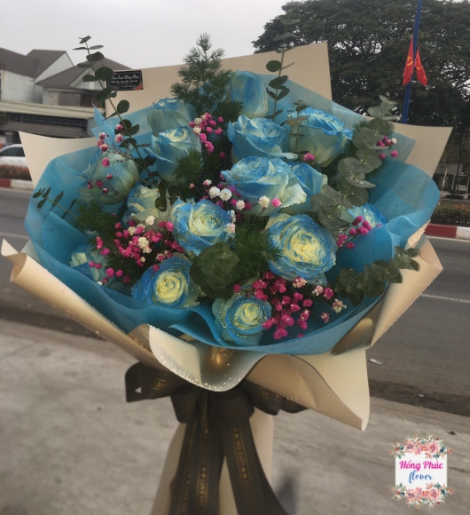 BÓ HOA HỒNG XANH DƯƠNG TẶNG SẾP NAM SẾP NỮ SIÊU ĐẸP TẠI TÂN UYÊN BÌNH DƯƠNG 